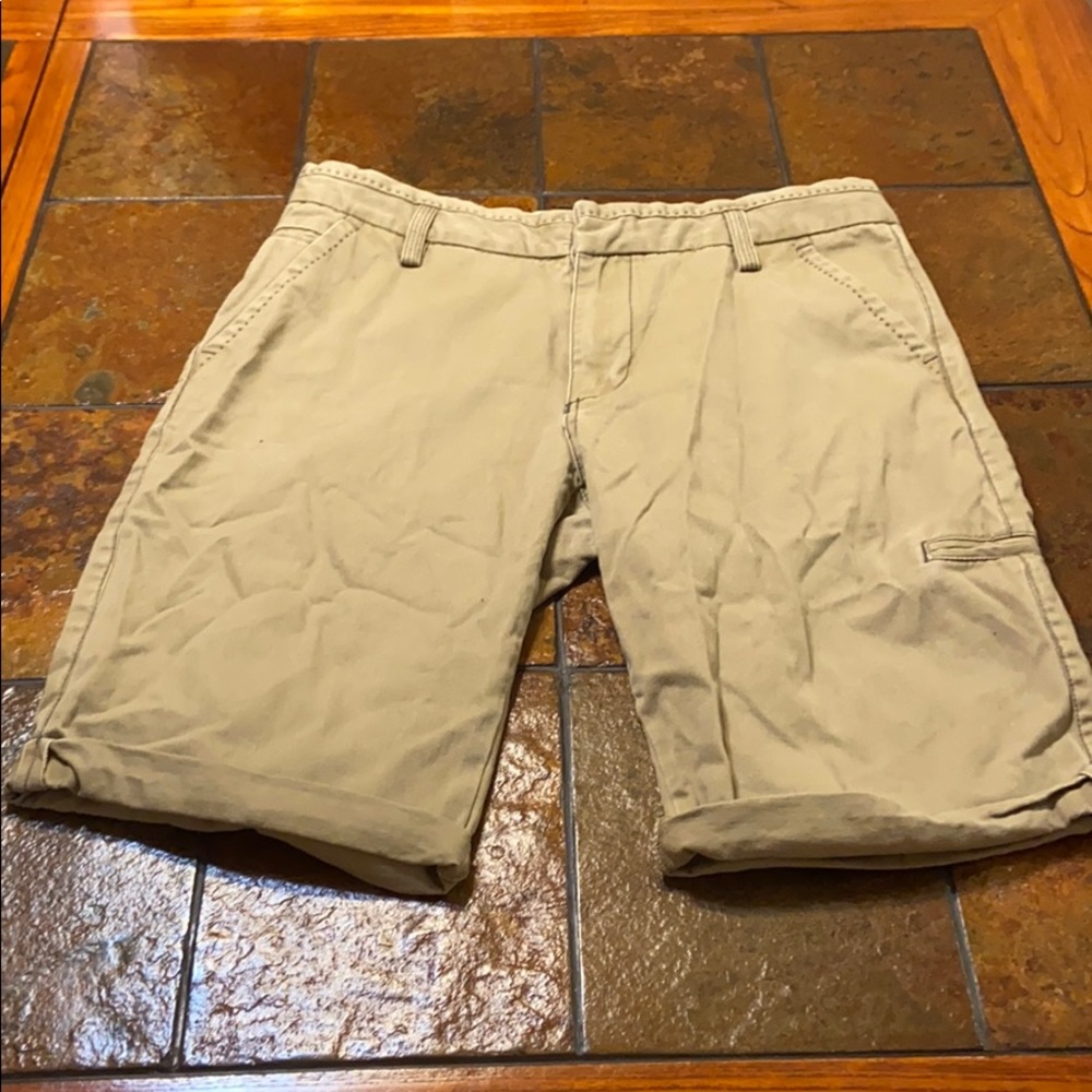Beige shorts forever 21